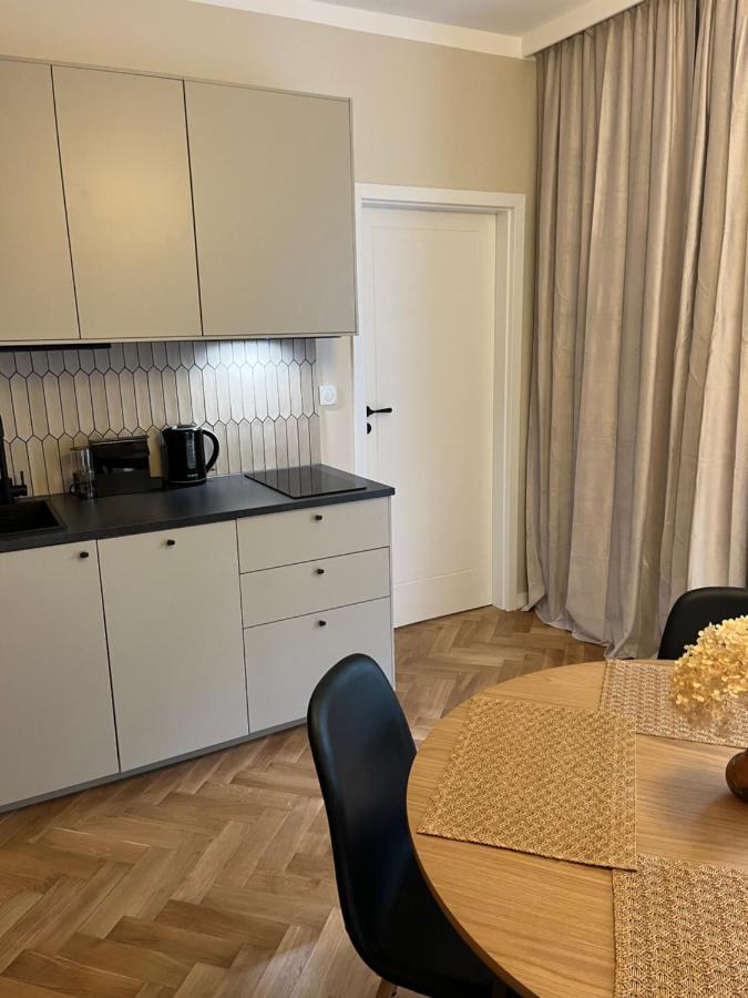 Luna Apartment Варшава Екстер'єр фото